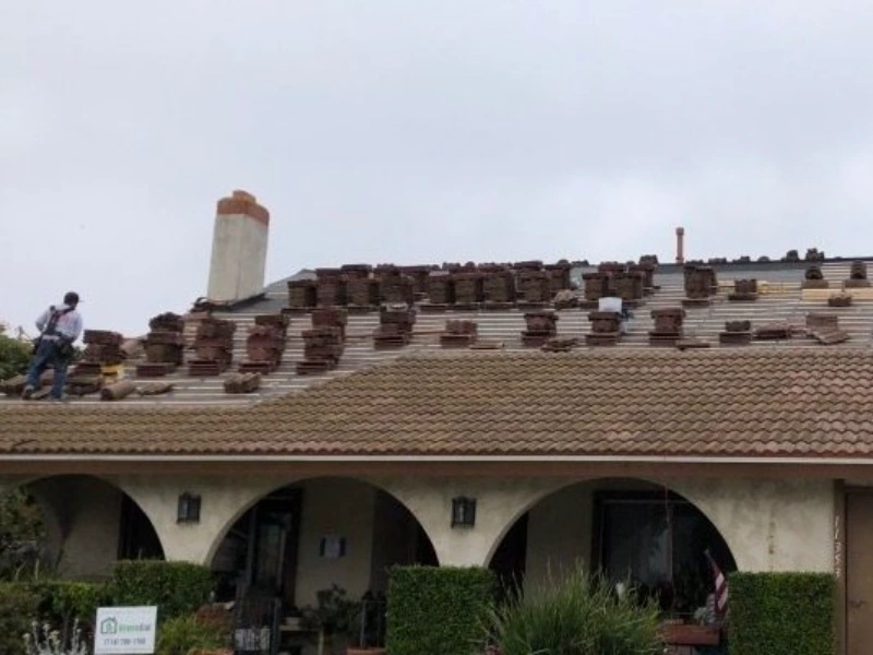 Roofing service image